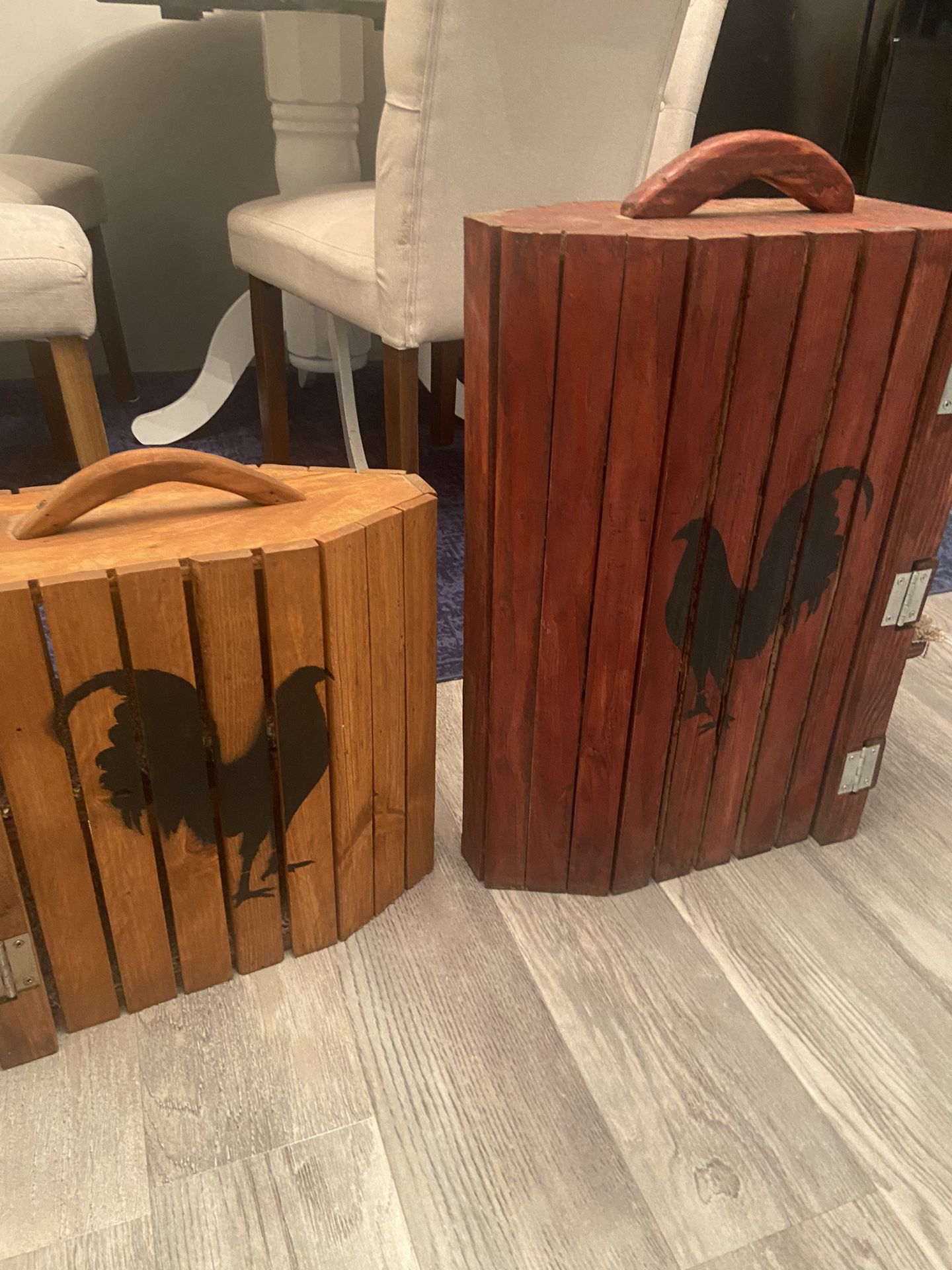 roster or chicken carrier