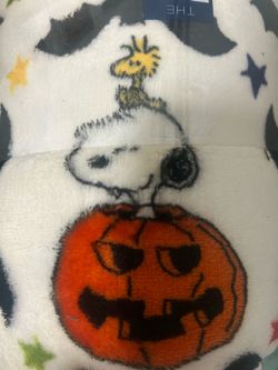 Snoopy Halloween Oversized Blanket