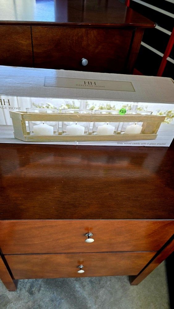 Gray Wood Caddy with 4 glass shades . Brand New.