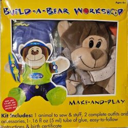 Build-A-Bear Workshop Monkey 2010 Make and Play Aloha Surf's Up Toy Kit
