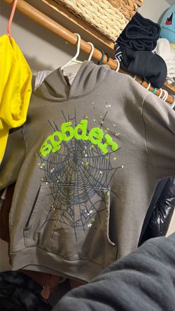Grey spyder hoodie