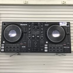 NUMARK Four De Controller 