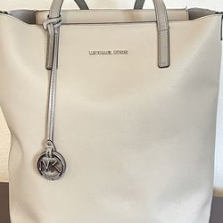 Michael Kors Large Shoulder Tote