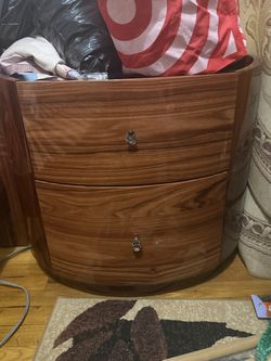 2 Night stand