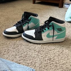 Nike Air Jordans Mids