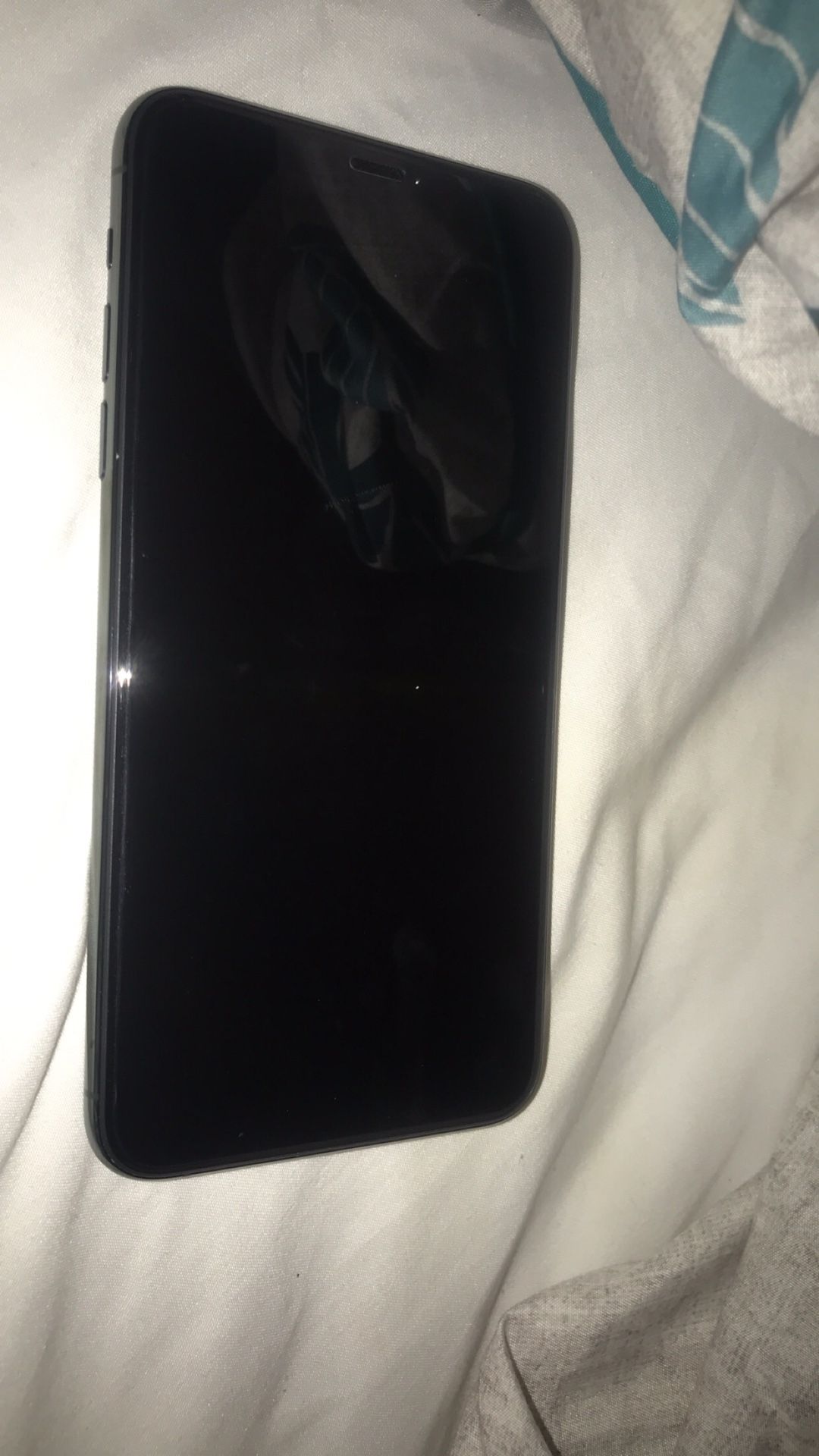 IPhone 11 Pro Max unlocked