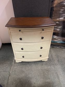Nightstand/end table