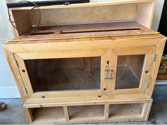 Reptile enclosure (custom made)