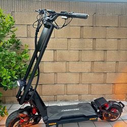 Brand new Inmotion RS Midnight and Original 2.0 65 MPH Dual Motor