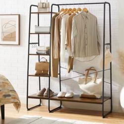 Close rack, rustic wood finish five tier