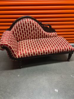 Victorian couch lounge