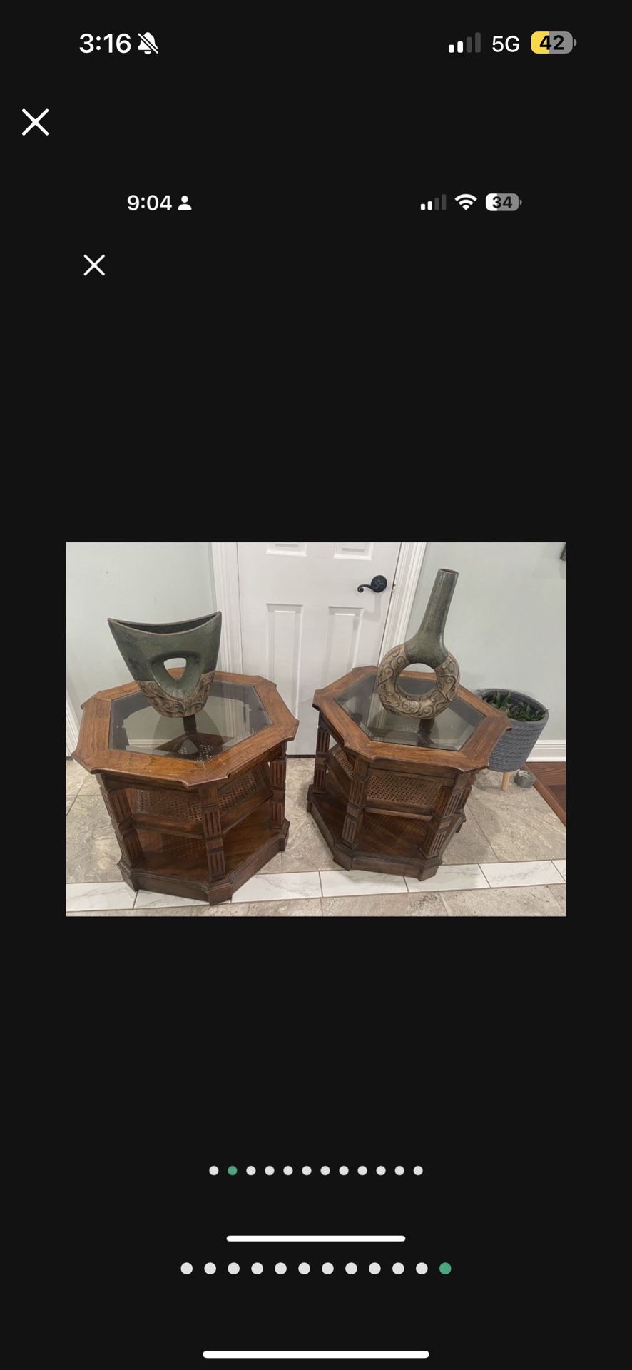 Two ends tables, THE DECORATION IS NOT DECORATION INCLUDED H—23” W-28”