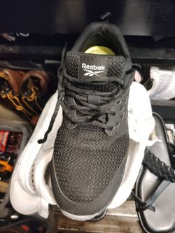 Reebok steeltoe work snikers