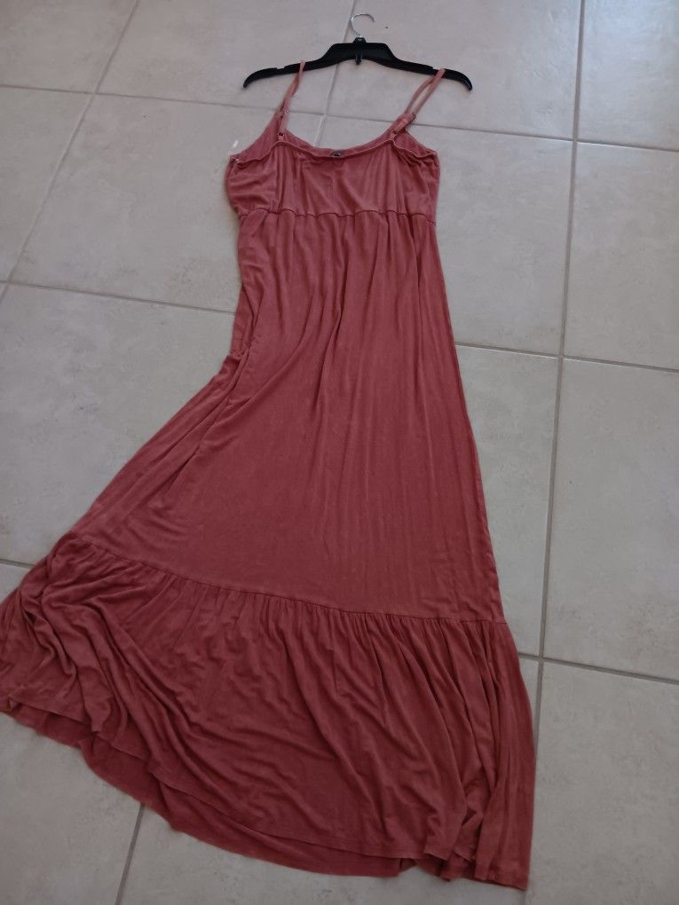 Sundress Polyester, Stretch. New. Medium