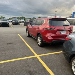 Nissan rogue 2017