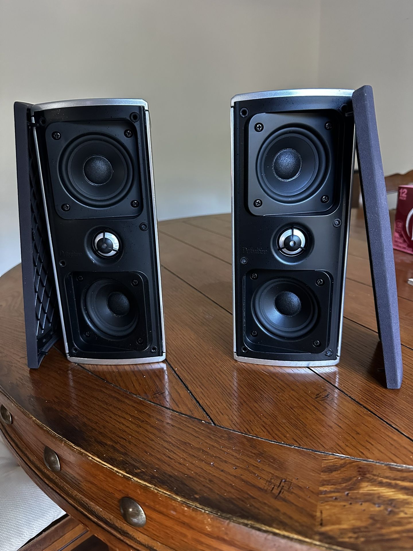 Definitive Technologies Mythos Gem Bookshelf Speakers