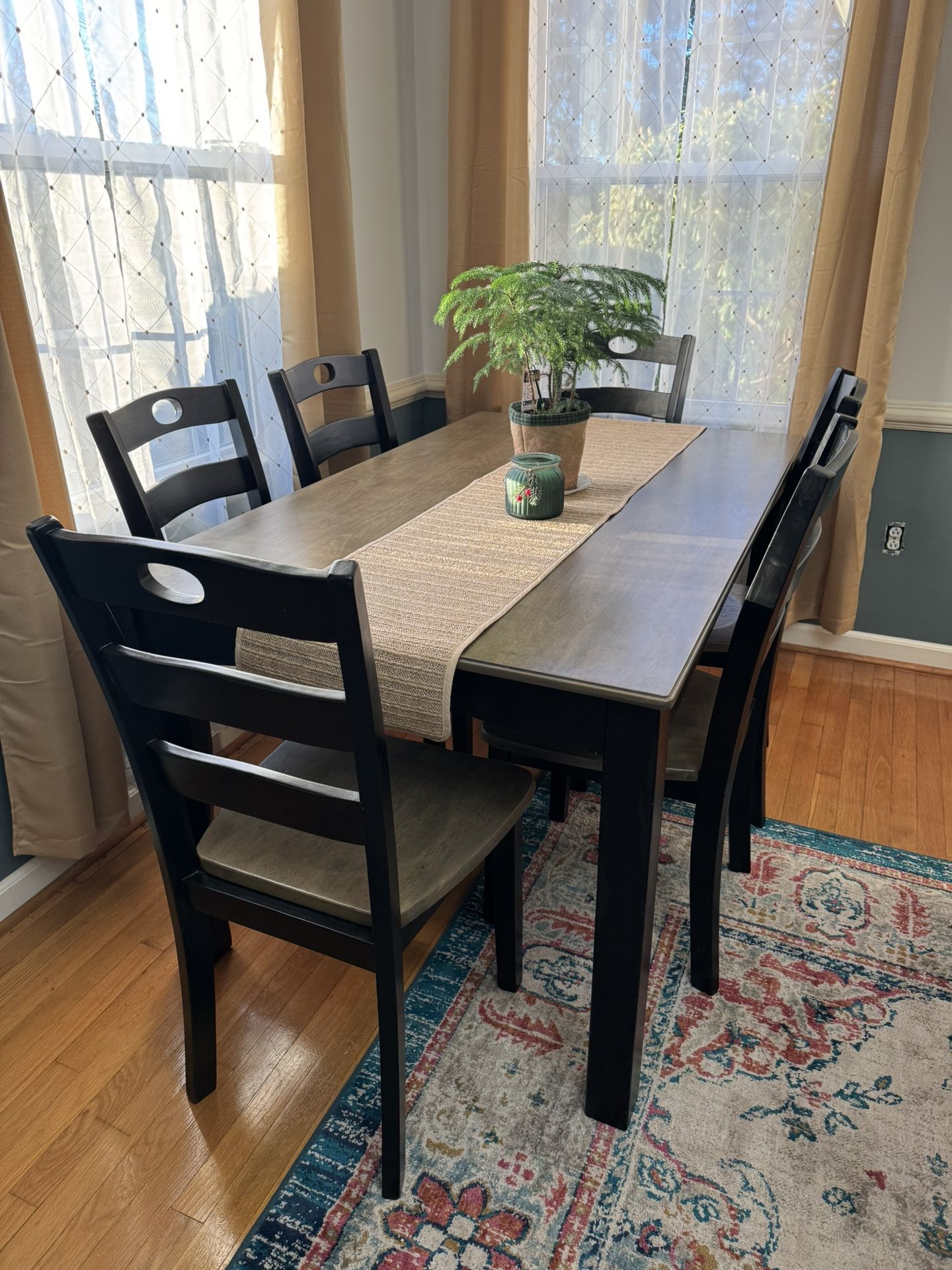 Dining Table Set
