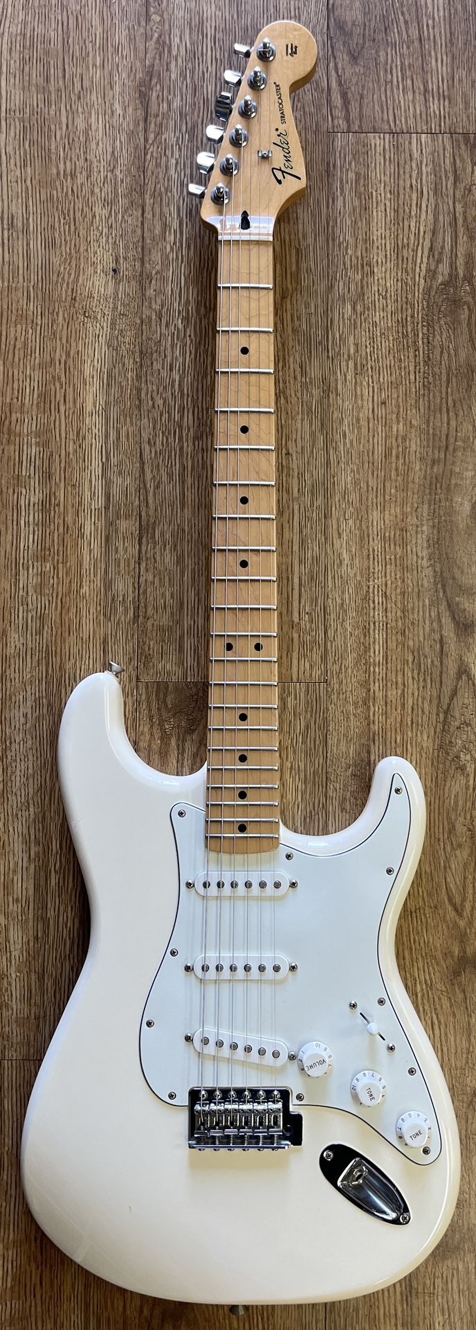 FENDER STANDARD MIM STRATOCASTER 2017 ARTIC WHITE