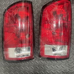 Luz Trasera (Tail Lights) para Dodge Ram 2002-06