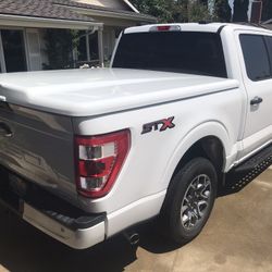 New Undercover Tonneau Cover fits F150