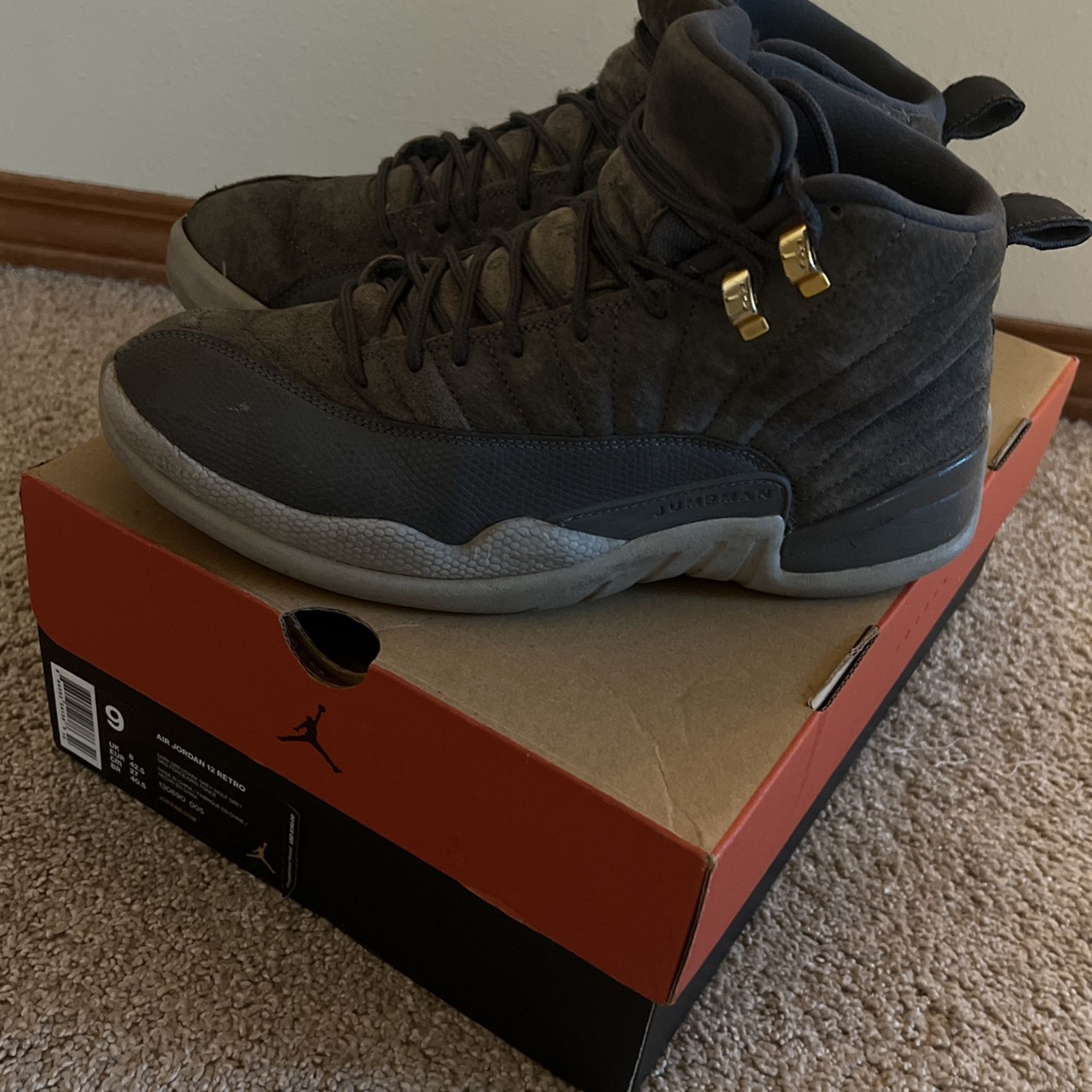 Jordan 12 Cool Grey Size 9 With Box