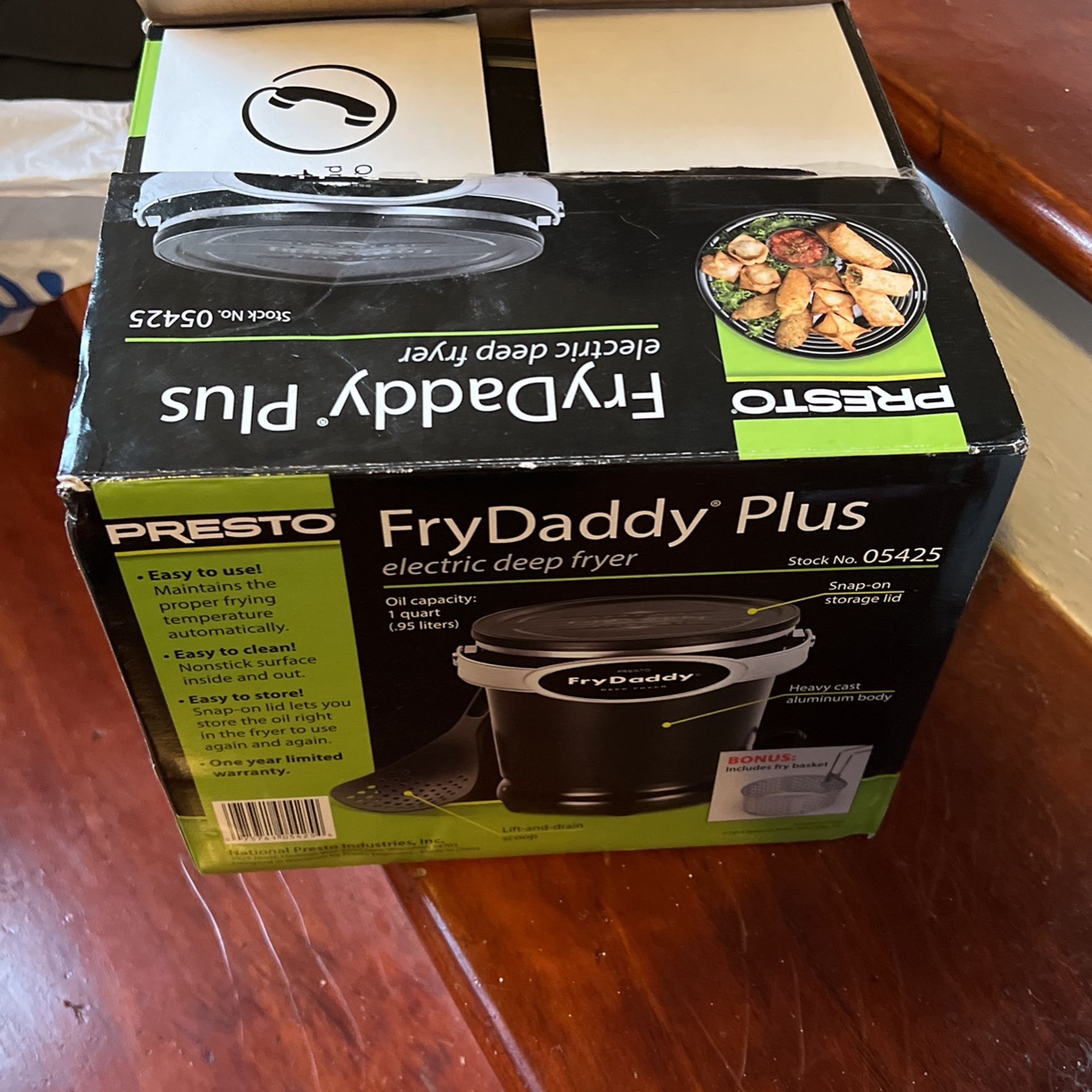 Presto Fry Daddy Plus Great For Kitchen And Outdoors Camping 