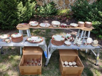 Franciscan Vintage Apple dinnerware