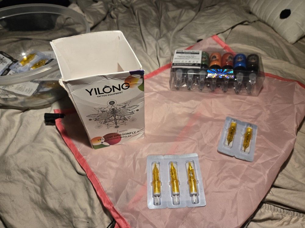 HAWK Tattoo Ink / Yilong Tattoo Needles 50 Pcs**