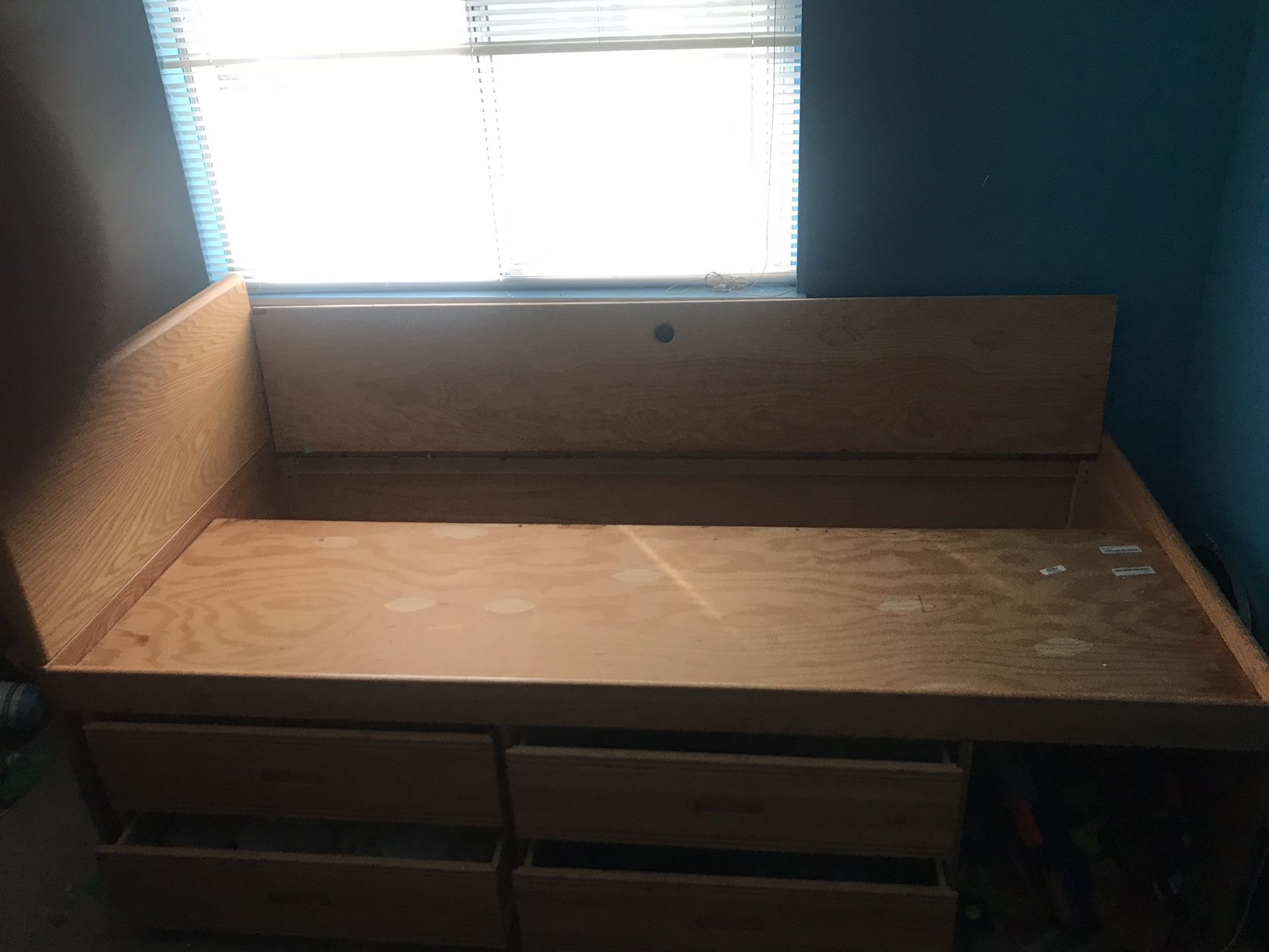 Twin size bed— free