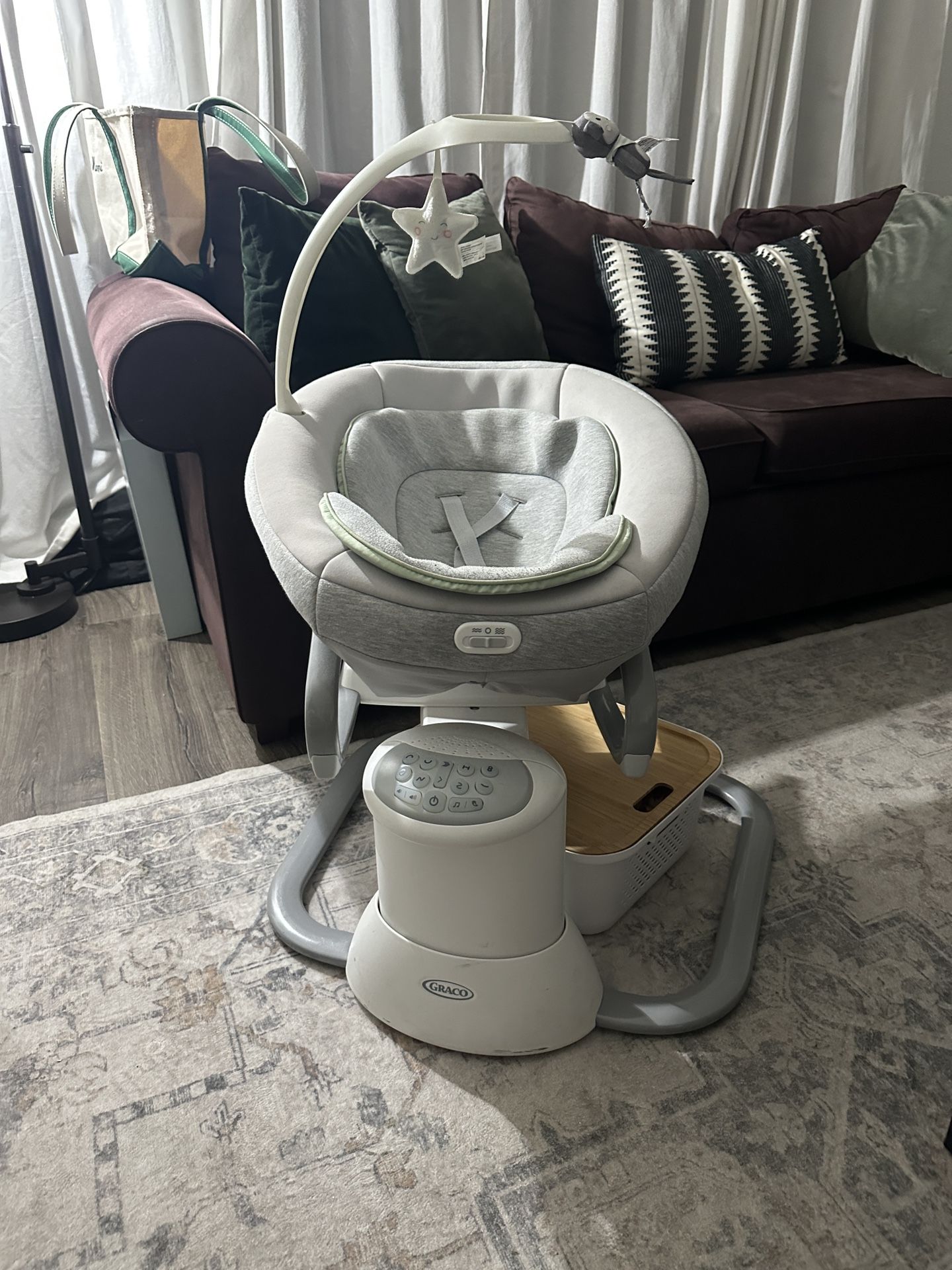 Graco Soothe My Way Swing