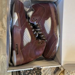 Jordan 5 Burgundy 