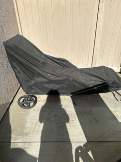 Black outdoor lounge chairs