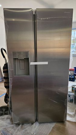 Hisense Side-by-Side Stainless Steel Refrigerator