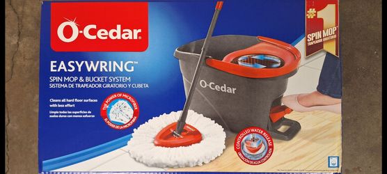O-Cedar mop set brand new in box