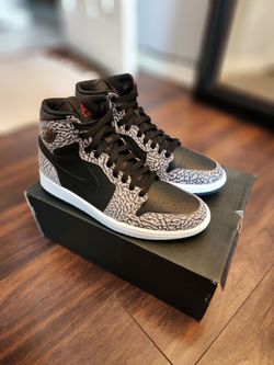 Air Jordan 1 Retro High 'Black Elephant'