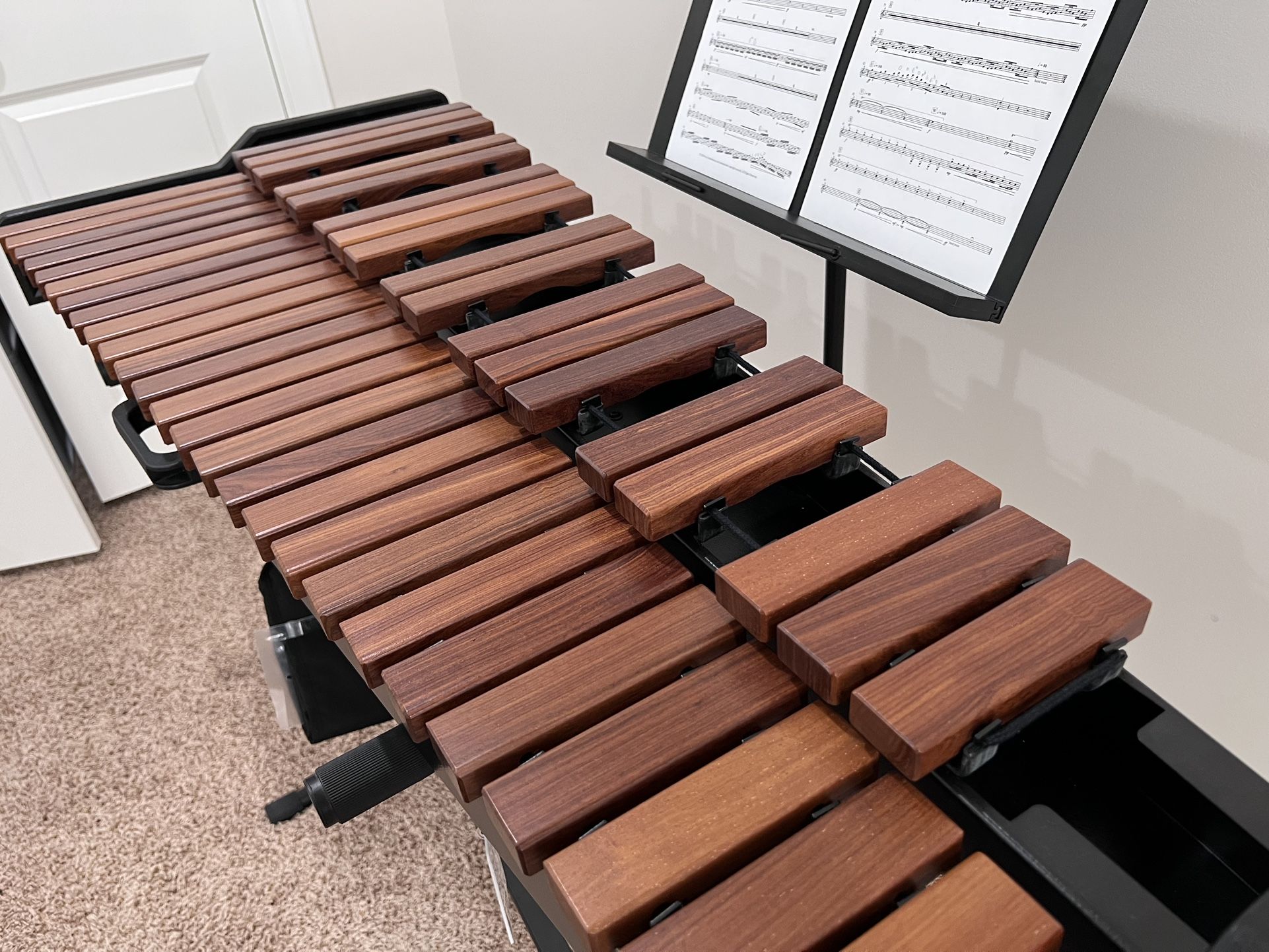 Xylophone With Stand, Scratch Pad And Mallets - Adam’s