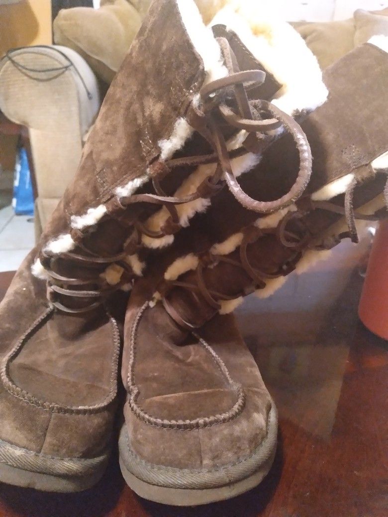 UGG Uptown II 5190 Tall Snow Boots Size 8