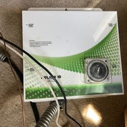 Titan Controls Helios 15 - 240v 8 Light Grow Light Controller 