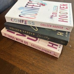 Colleen Hoover Lot