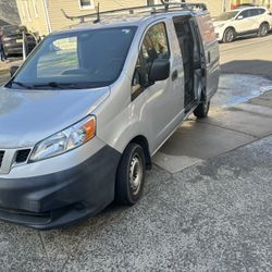 2013 Nissan Nv200