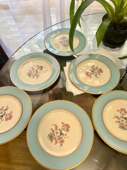 Vintage flower plates