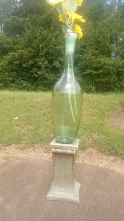39 in tall floor vase
