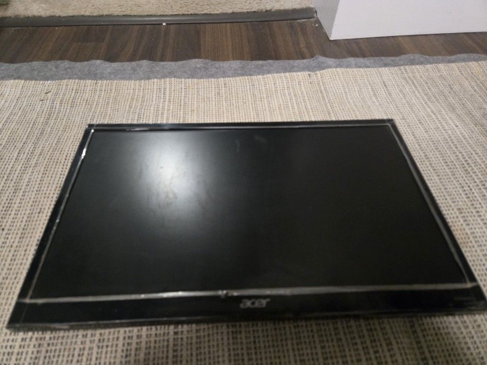 ACER 16" LCD MONITOR