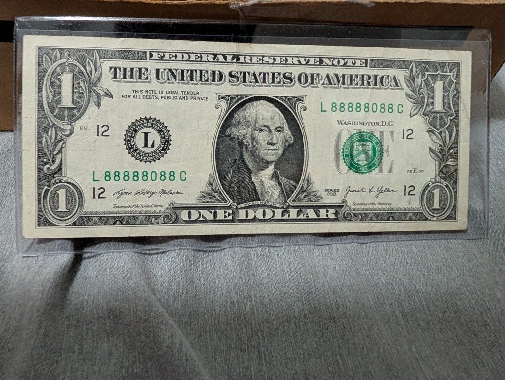 Circulated $1 Bill With Fancy Serial Number 7 Of A Kind 8's ,Also A Flipper .