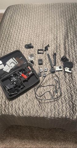 Go Pro Camera Lot (3+), Session, batteries, mounting