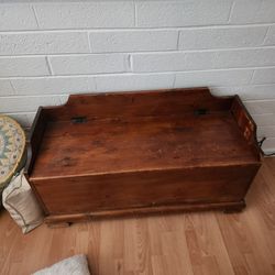 Storage bench