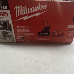 M12 12-Volt Lithium-Ion XC High Output 5.0 Ah Battery Pack with Charger Starter Kit