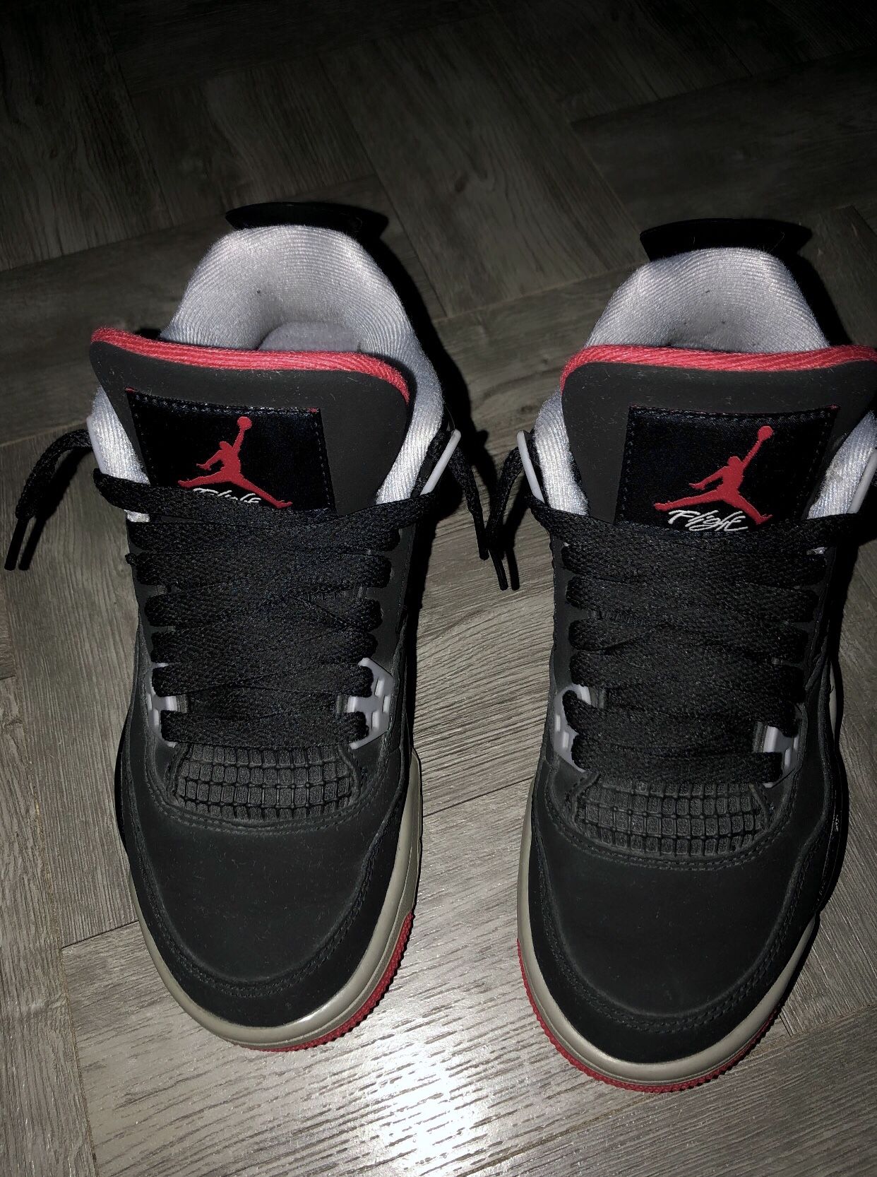 Jordan 4s Retro Bred