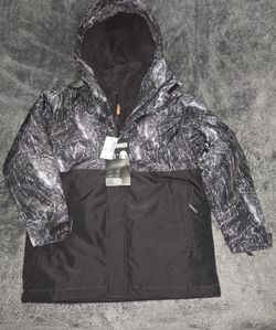 Chamarra De Frio Nueva Con Etiquetas/NWT) The Children's Place boys' 3-in-1 All-Weather Jacket in size Medium (7/8)