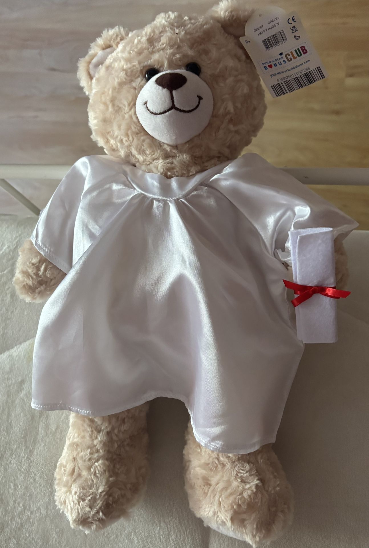 Brand New BUILD A BEAR Happy Hugs GRADUATION BEAR